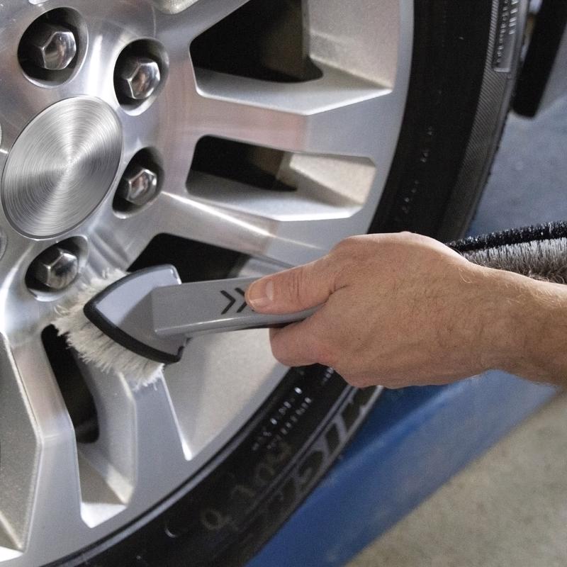 Viking Assorted Auto Wheel Detail Brush