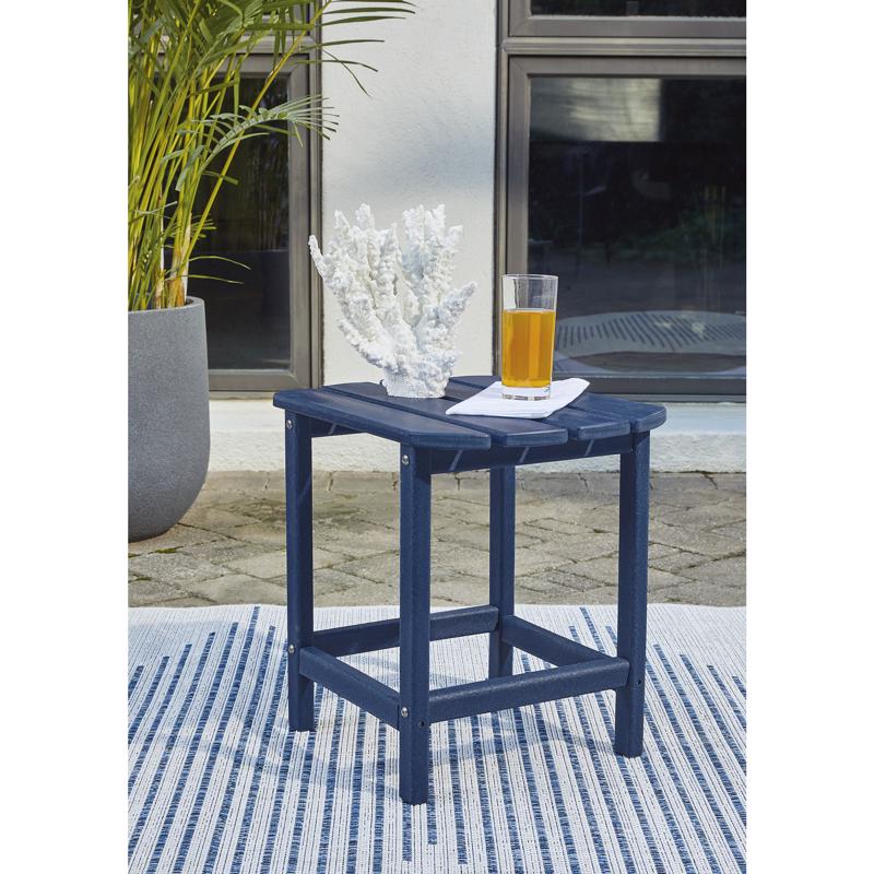 Signature Design by Ashley Sundown Treasure Blue Rectangular Plastic Casual End Table