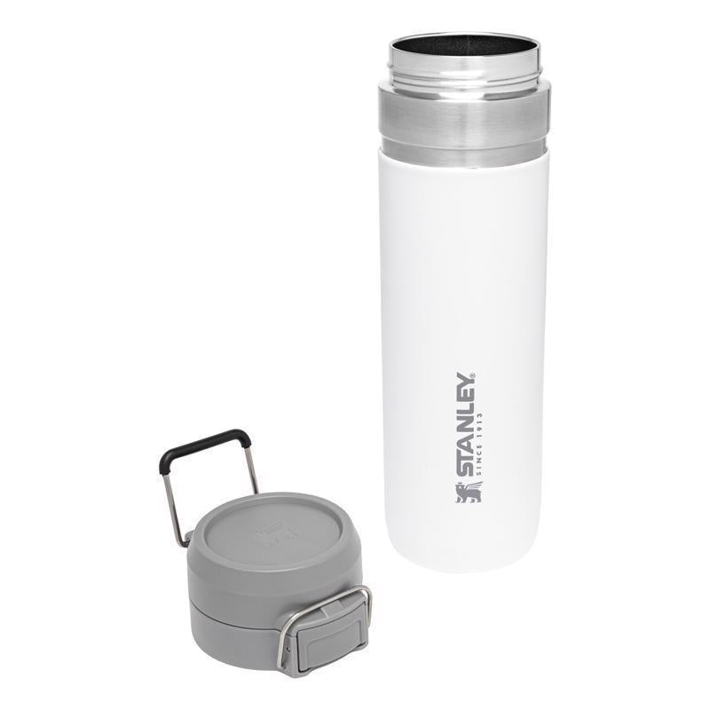 Stanley The Quick Flip 24 oz Polar BPA Free Double-Wall Vacuum Vacuum Insulated Bottle