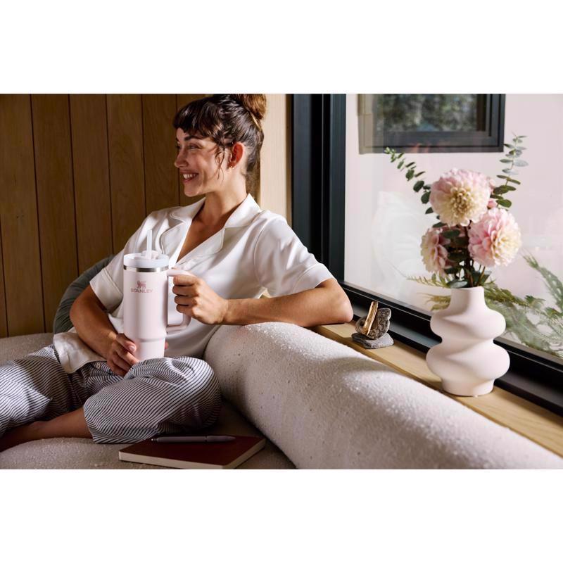 Stanley The Quencher H2.0 FlowState 30 oz Rose Quartz BPA Free Double-Wall Vacuum Insulated Tumbler
