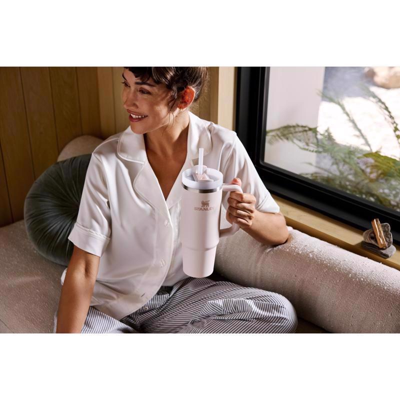 Stanley The Quencher H2.0 FlowState 30 oz Rose Quartz BPA Free Double-Wall Vacuum Insulated Tumbler