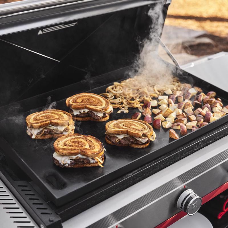 Weber Slate 30" Rust-Resistant 3 Burner Liquid Propane Outdoor Griddle Black