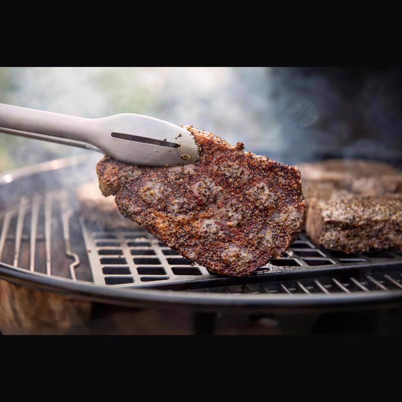 Weber 26 in. Master-Touch Charcoal Grill Black