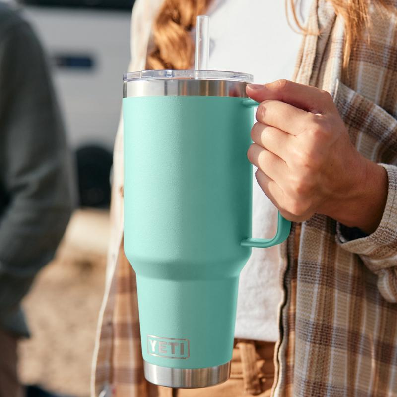 YETI Rambler 42 oz Seafoam BPA Free Straw Mug