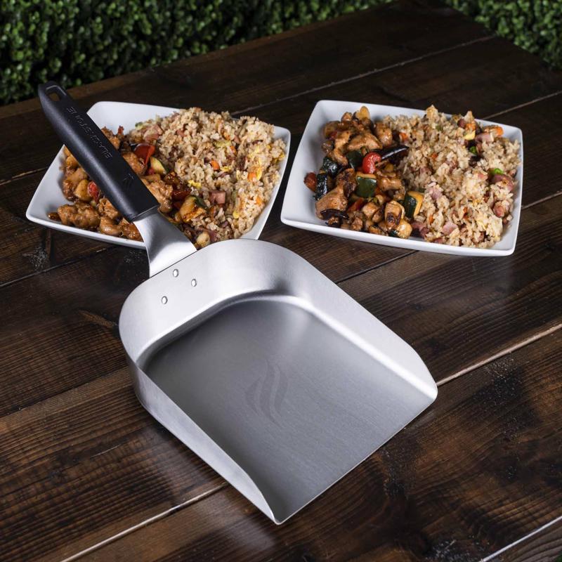 Blackstone Aluminum Black/Silver Griddle Scoop