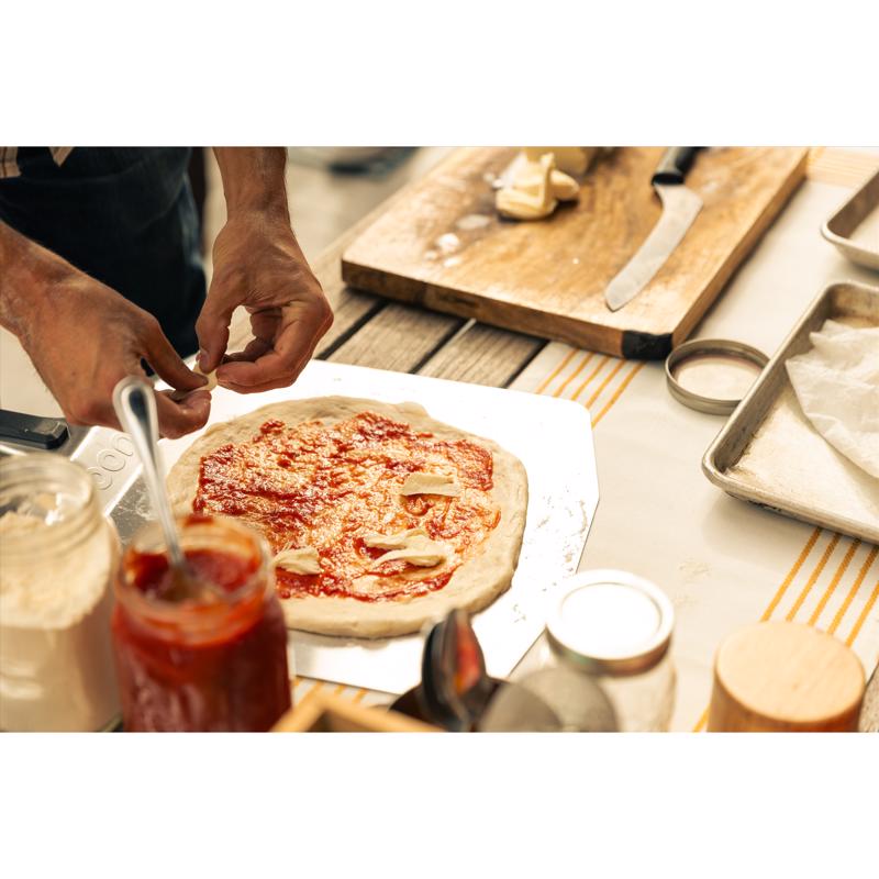 Ooni 16 in Steel Black/Silver Pizza Peel