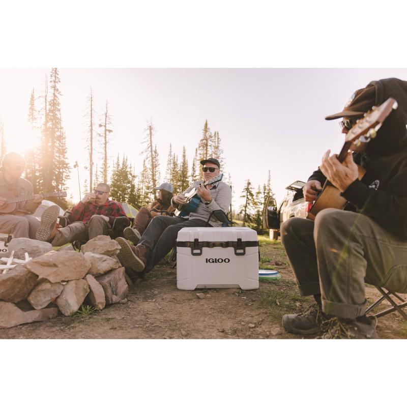 Igloo Trailmate Tan 50 qt Hard Cooler