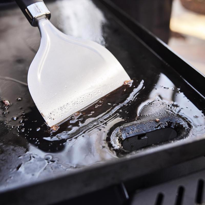 Weber Slate 28" Rust Resistant 3 Burner Liquid Propane Outdoor Griddle Black