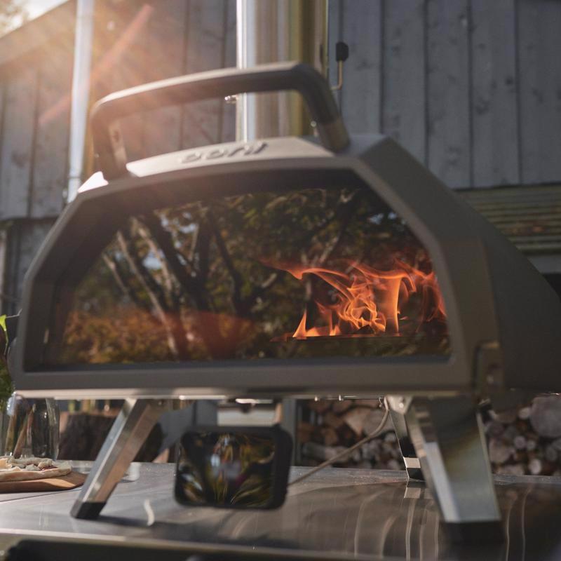 Ooni Karu 2 Pro Charcoal/Wood Chunk Outdoor Pizza Oven Foundry Black