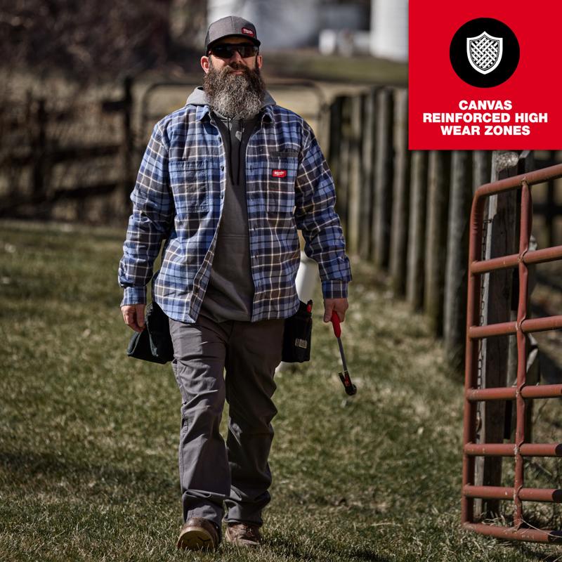 Milwaukee Gridiron M Long Sleeve Men's Collared Gray Flannel Shirt