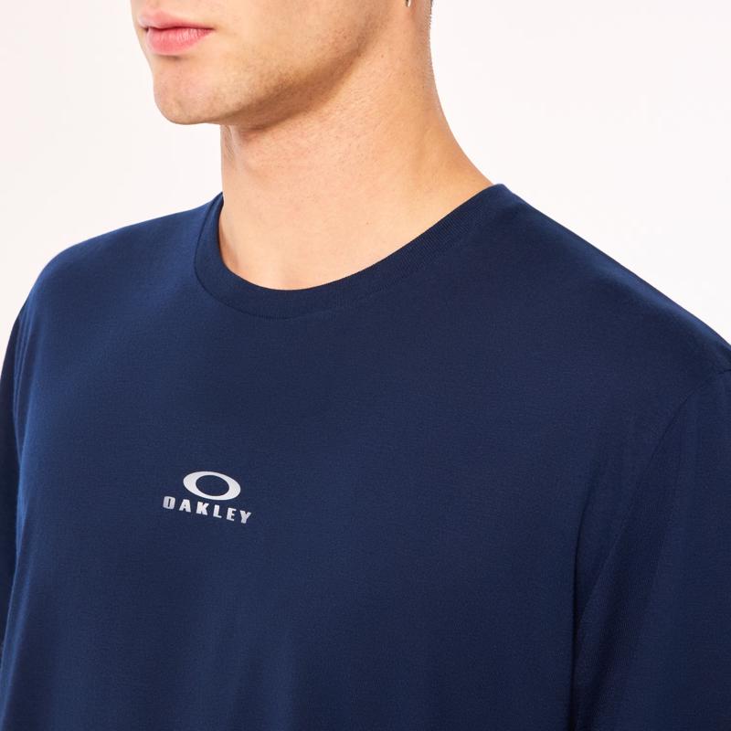 Oakley Bark New M Short Sleeve Men's Crew Neck Navy Tee Shirt