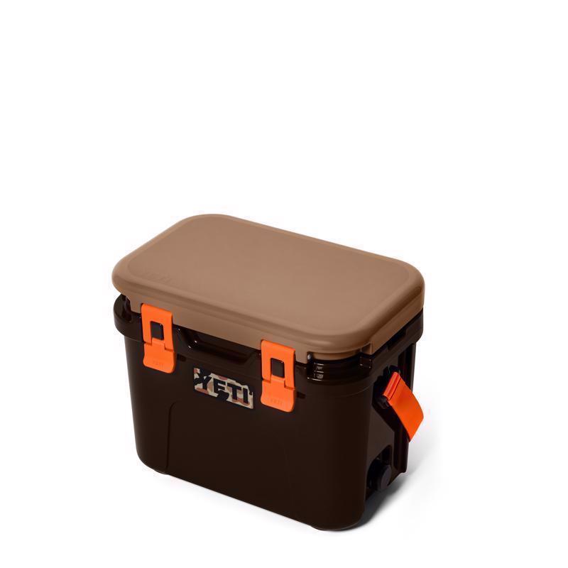 YETI Roadie 15 Wetlands Camo 15 qt Hard Cooler