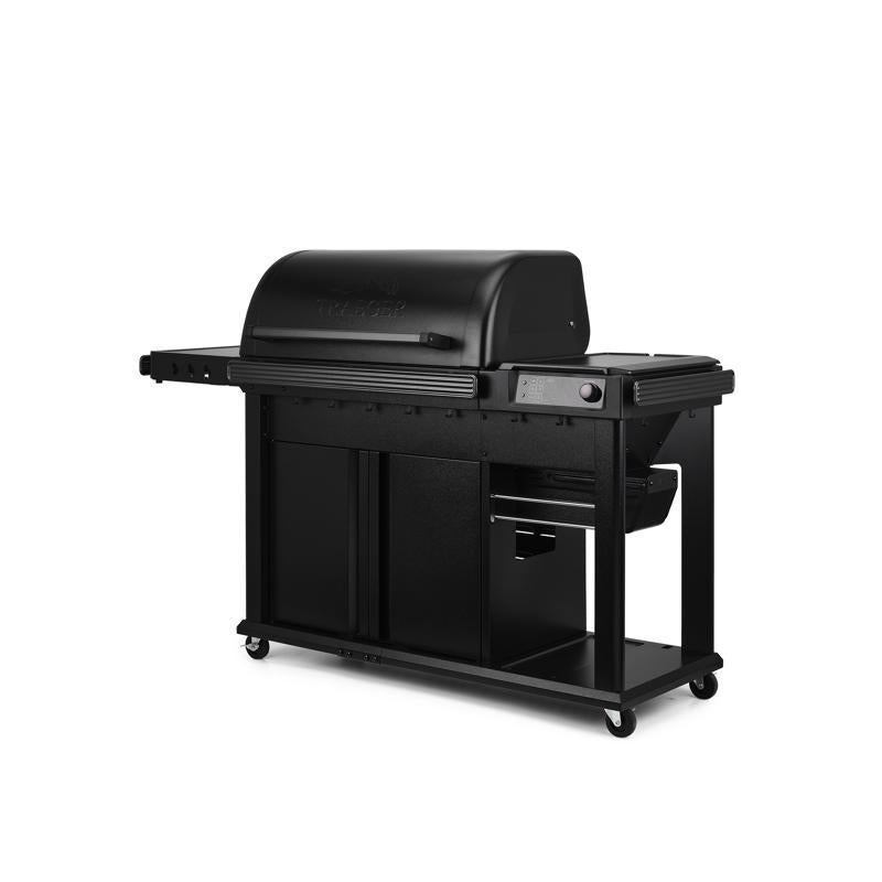 Traeger Woodridge Pro Plus Wood Pellet WiFi Grill and Smoker Black