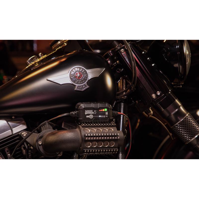 NOCO Automatic 12 V 5 amps Battery Charger