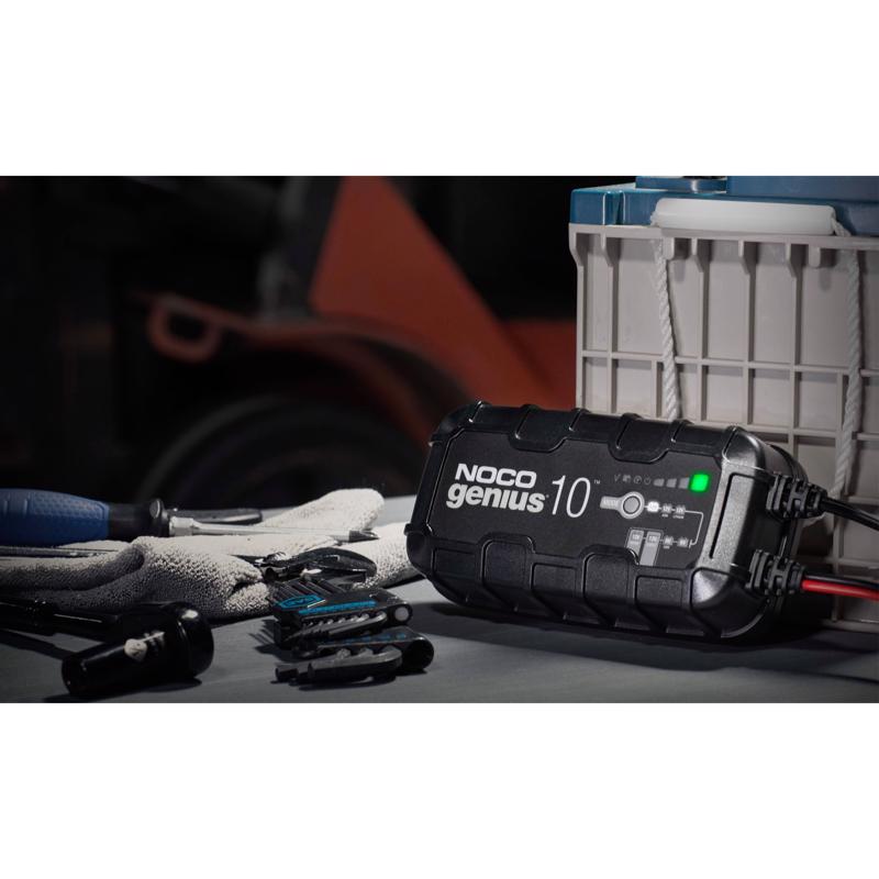 NOCO Automatic 12 V 10 amps Battery Charger