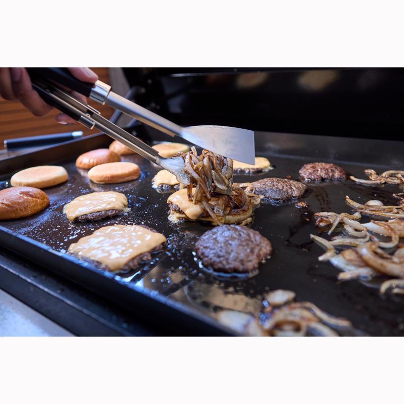 Weber Slate 36" w/Cabinet 4 Burner Natural Gas Outdoor Griddle Black