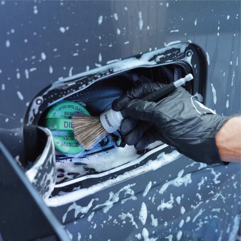 Viking Auto Detail Brush