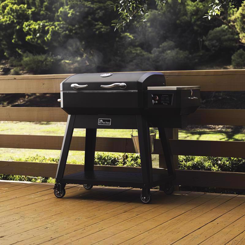 Recteq SmokeStone Wood Pellet WiFi Pellet Griddle Black/Silver