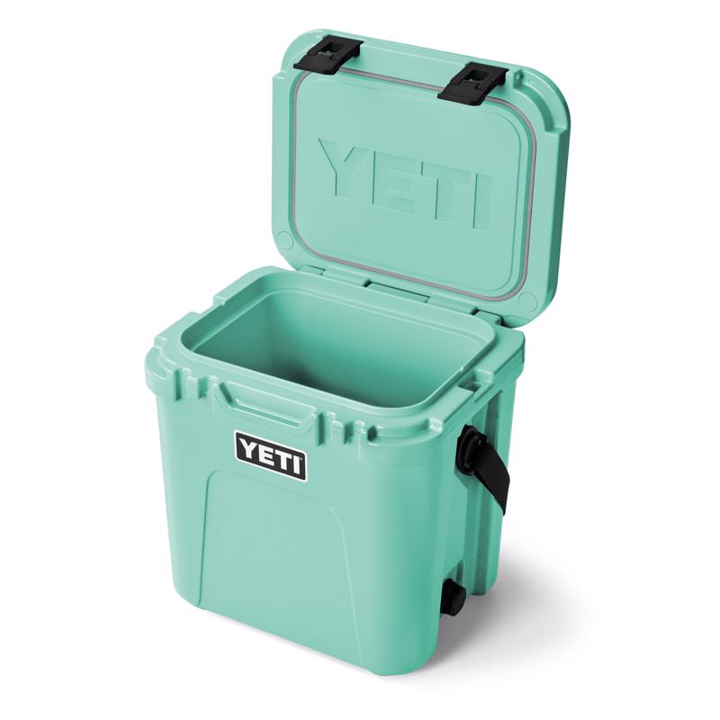 YETI Roadie 24 2.0 Seafoam Green 22 qt Hard Cooler