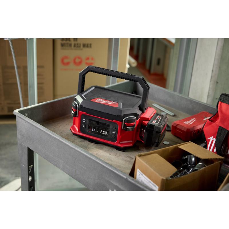 Milwaukee Black/Red 4 cups Lunch Warmer