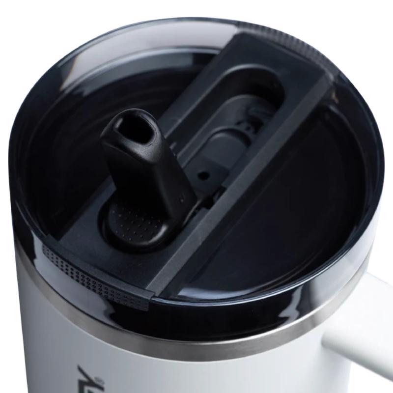 Stanley The Quencher 30 oz Chalk BPA Free Double-wall Vacuum Insulated Straw Tumbler