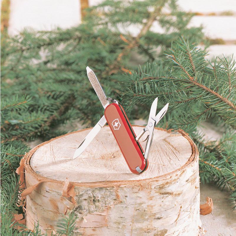 Victorinox Swiss Army Red 420 HC Stainless Steel < 3 in. Classic SD Multi-Function Knife