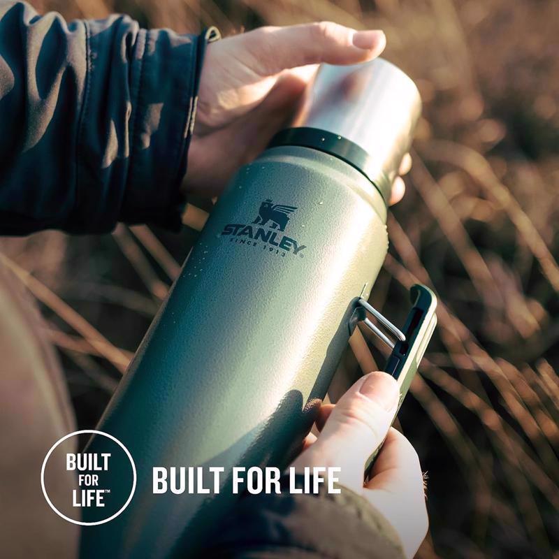 Stanley 1.5 qt Hammertone Green BPA Free Classic Vacuum Insulated Bottle