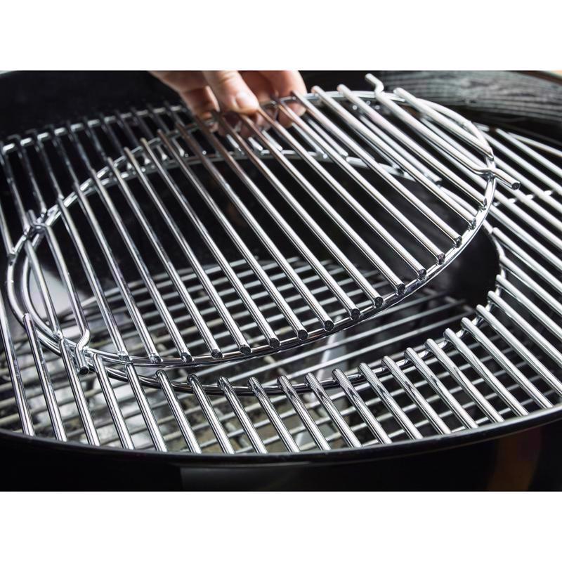 Weber 22 in. Master-Touch Charcoal Grill Black