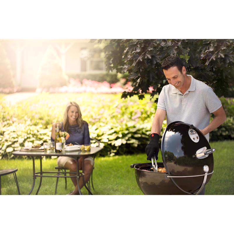 Weber 22 in. Master-Touch Charcoal Grill Black