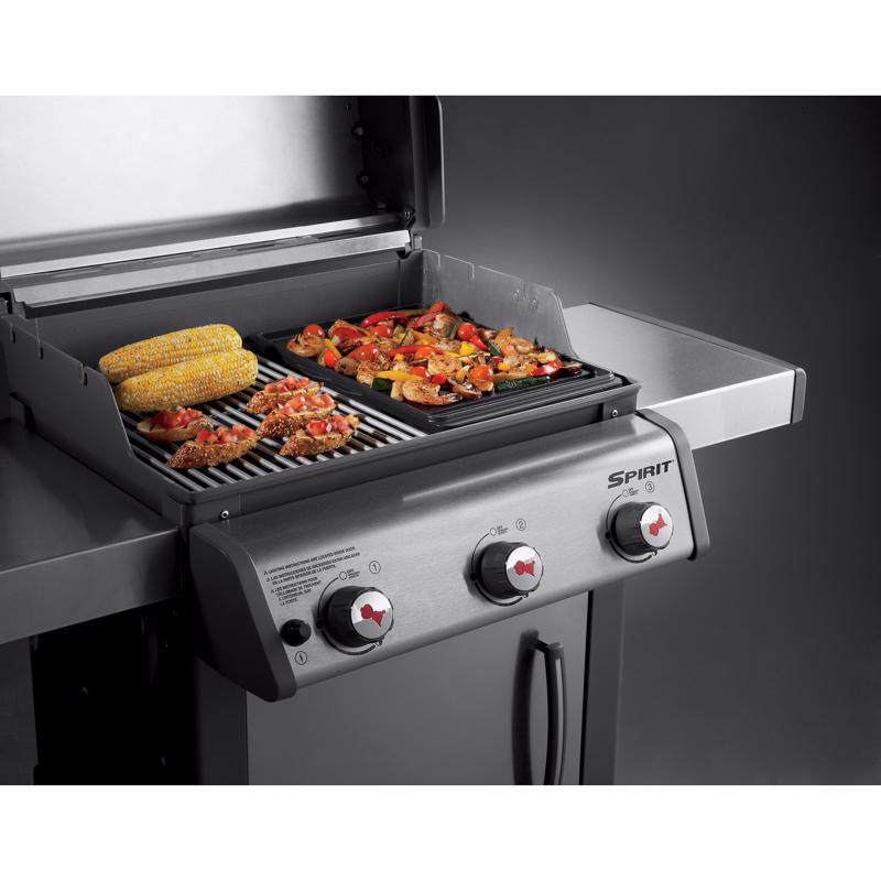 Weber Spirit 300 & SmokeFire Cast Iron/Porcelain Griddle 17.4 in. L X 12.1 in. W
