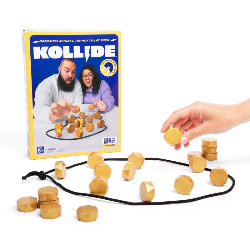 What Do You Meme Kollide Ultimate Management Game Black/Gold