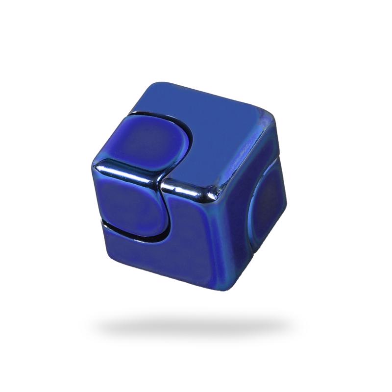 Watchitude Spin Cube