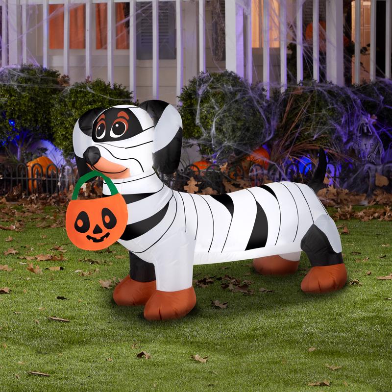 Gemmy 2.6 ft. Prelit Mummy Dog with Pumpkin Inflatable